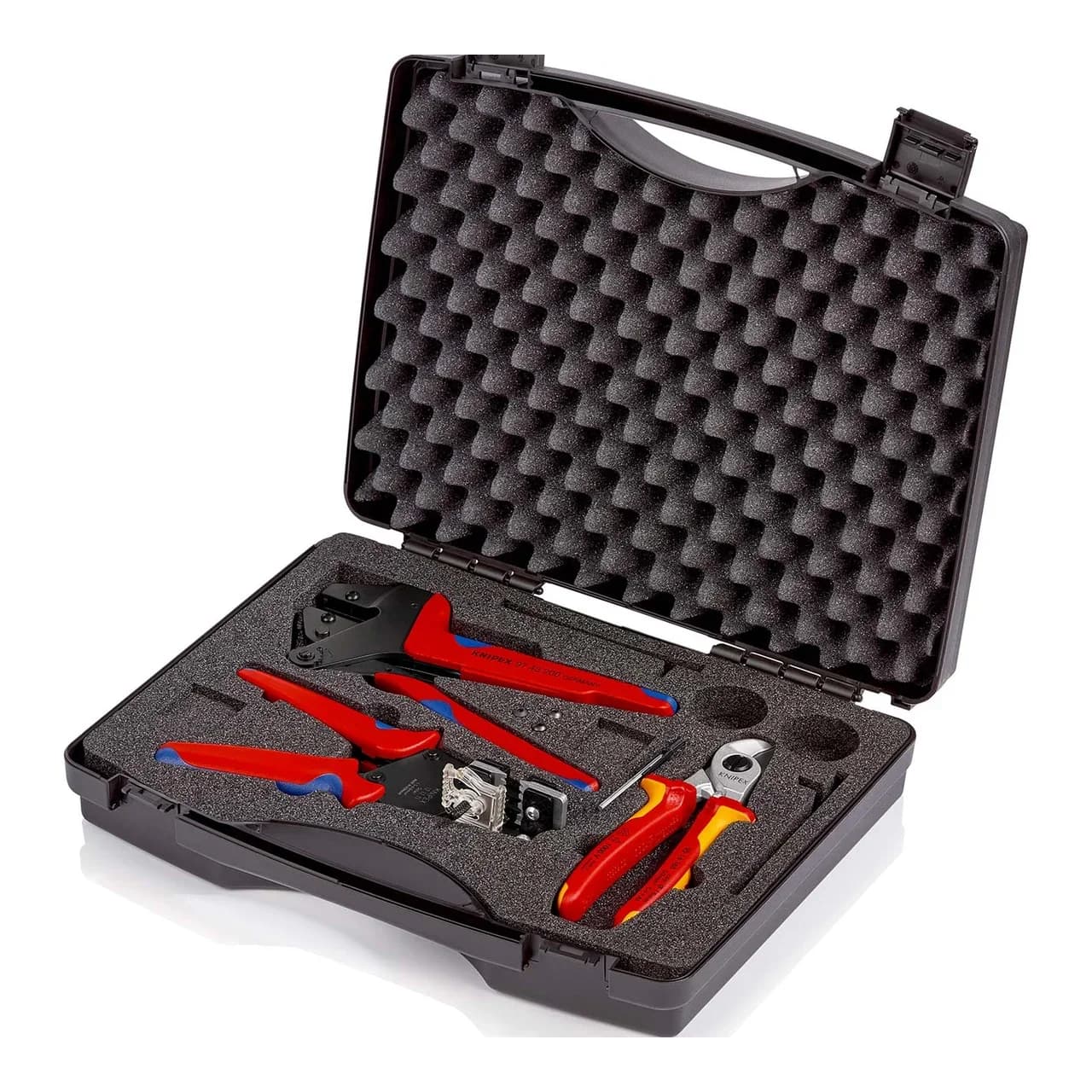 ### PRODUCT NAME :  
Pinze Spelacavi Professionali KNIPEX 3 Pezzi 979101  
### SHORT DESCRIPTION:  
Le pinze spelacavi professionali KNIPEX 979101 sono un set di alta qualità composto da tre strumenti essenziali per la rimozione precisa dell'isolamento dai cavi elettrici